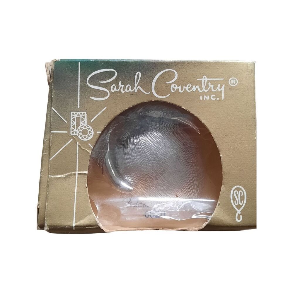 Sarah Coventry Silver-Tone 6820 Adams Delight Apple Brooch with Leaves